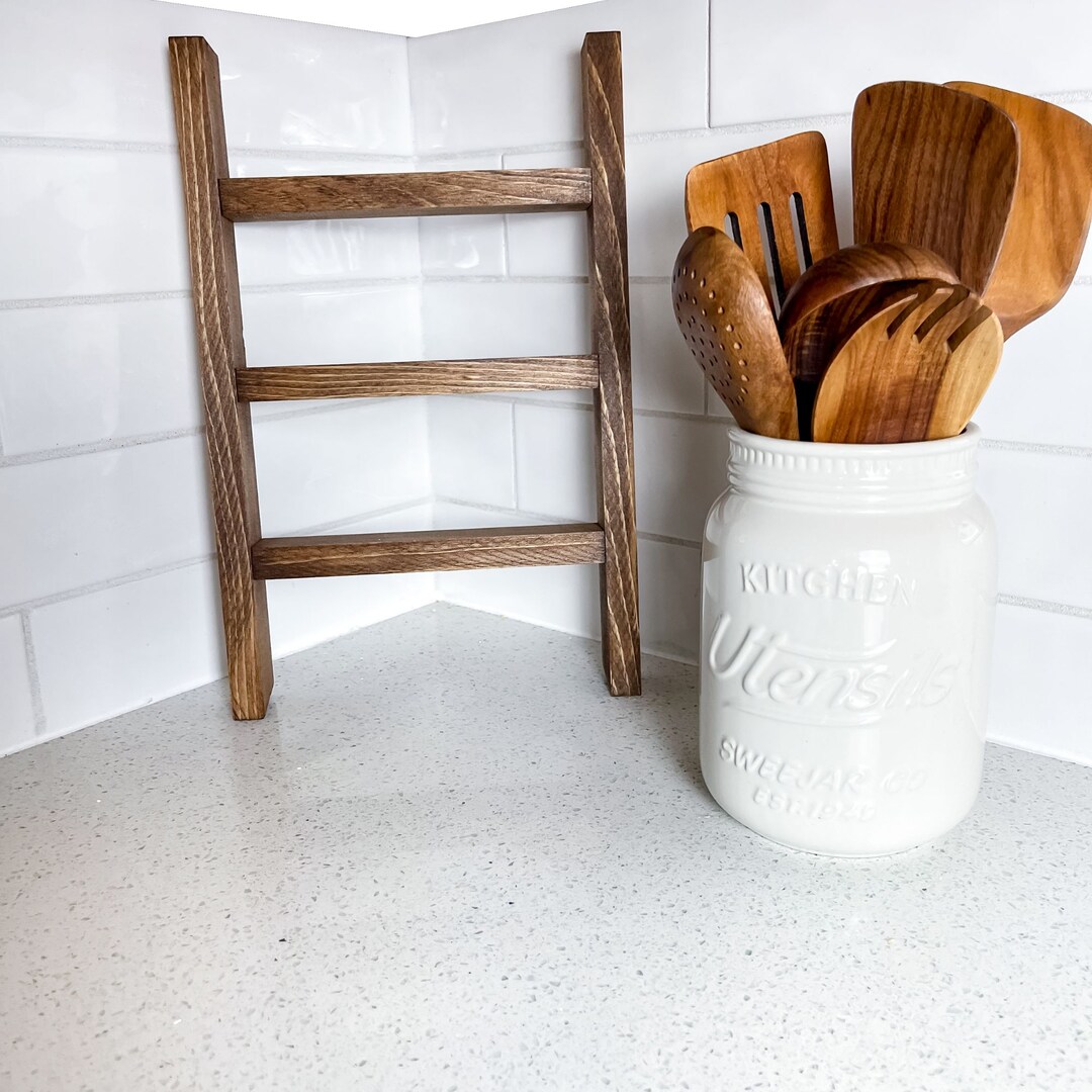 How to Decorate a Wooden Kitchen Towel Rack: Stylish & Easy Ideas
